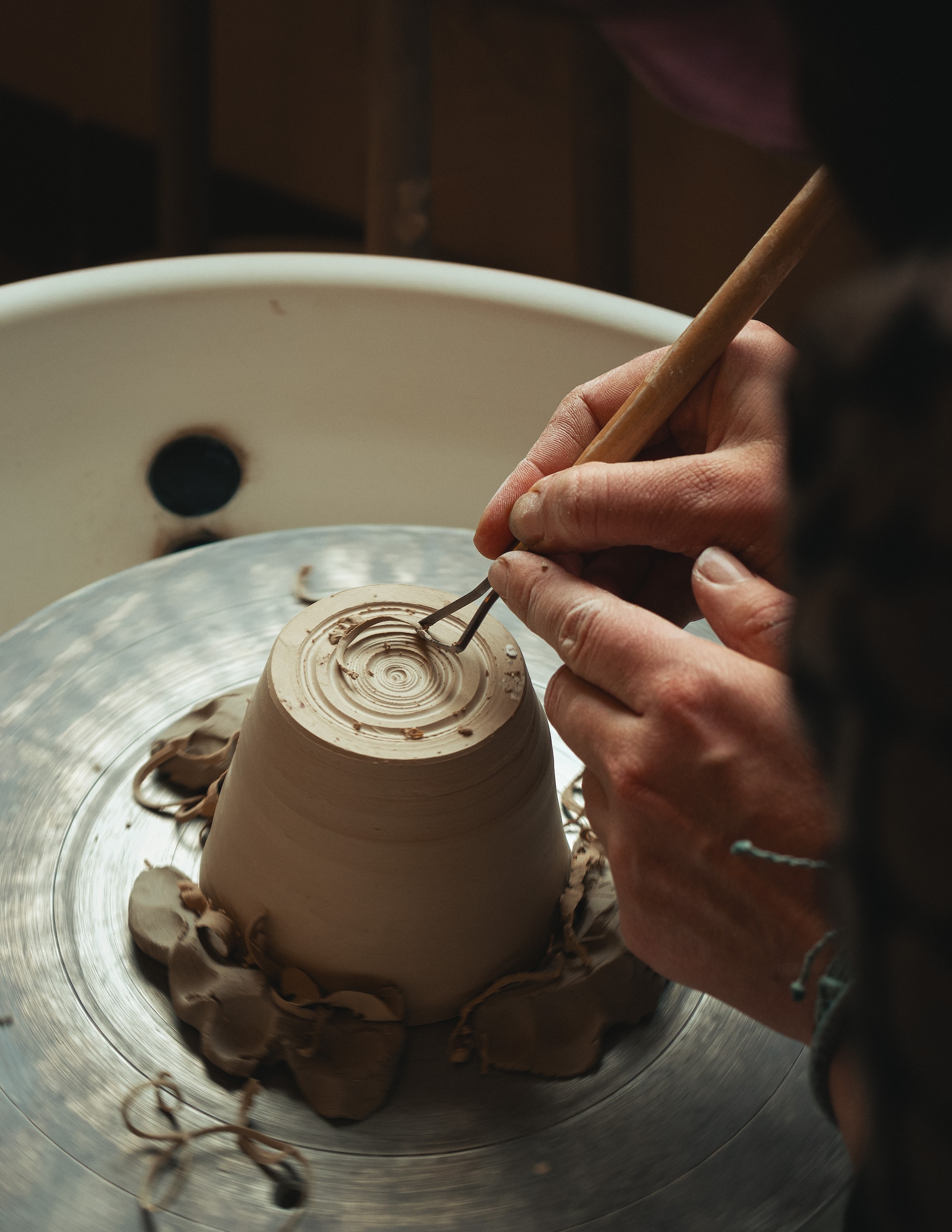 Choosing the Perfect Pottery Glaze: A Guide